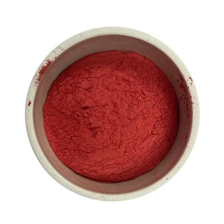 Seramika inklyuziyasi qizil rangga bo'yalgan